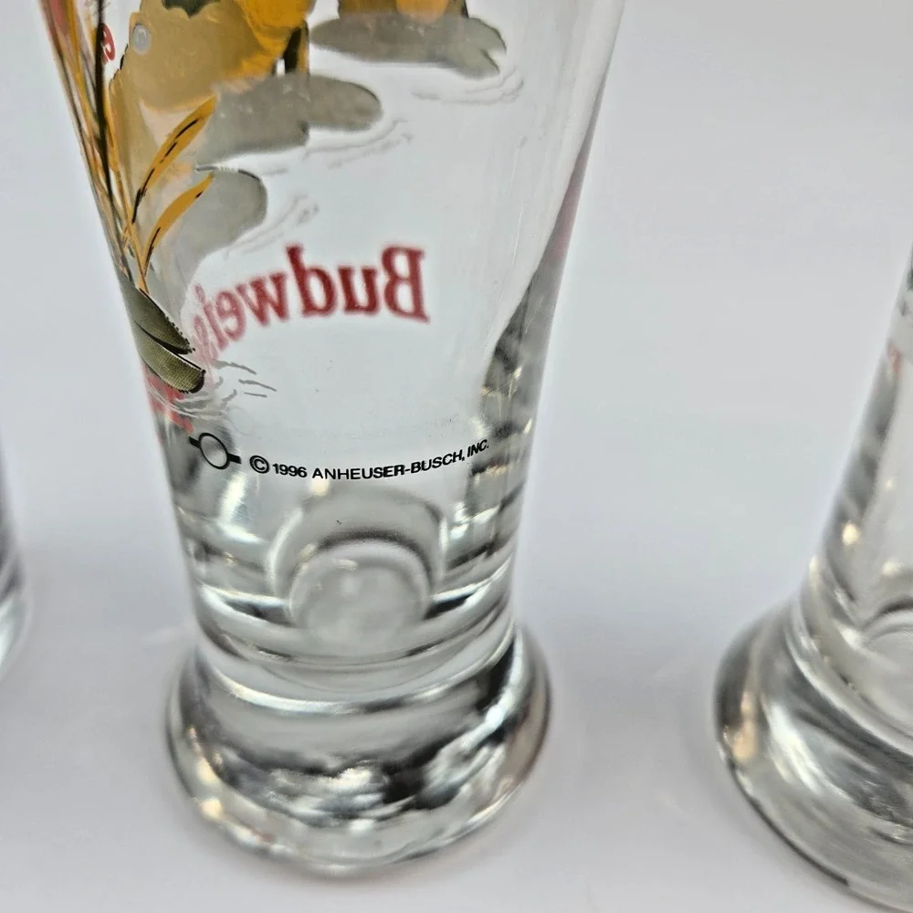 1989, 1996 Vintage Budweiser Holiday Clydesdales‎ & Frog Pilsner Beer Glasses